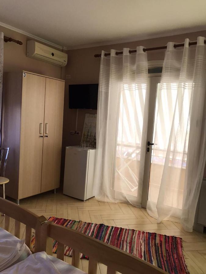 Hotel Durres Vila 53 Exterior foto